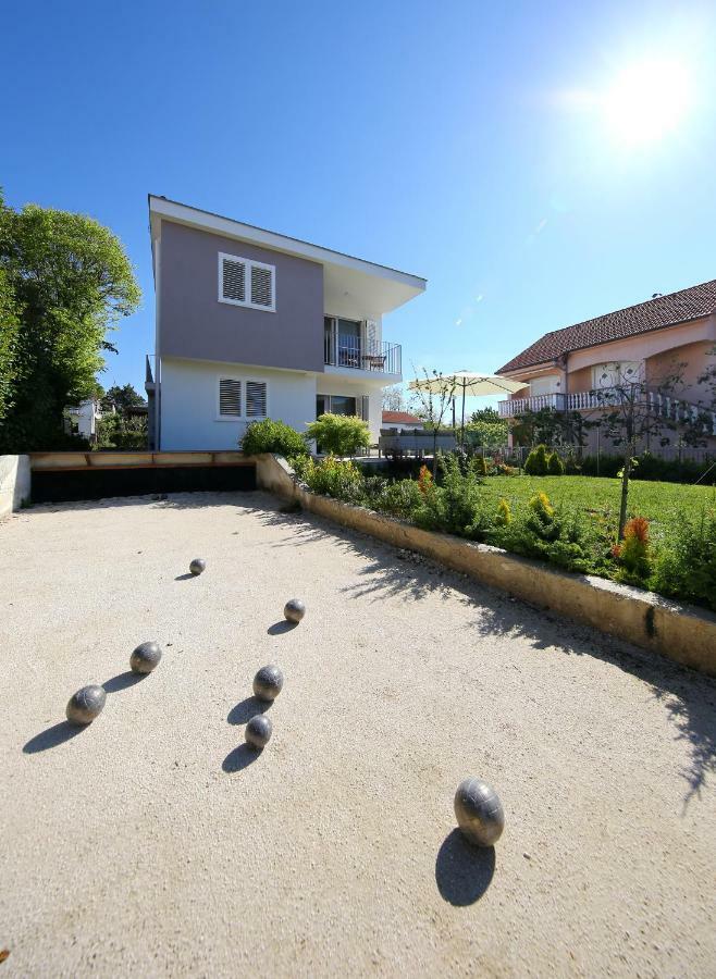 Valadar Apartments Привлака Экстерьер фото